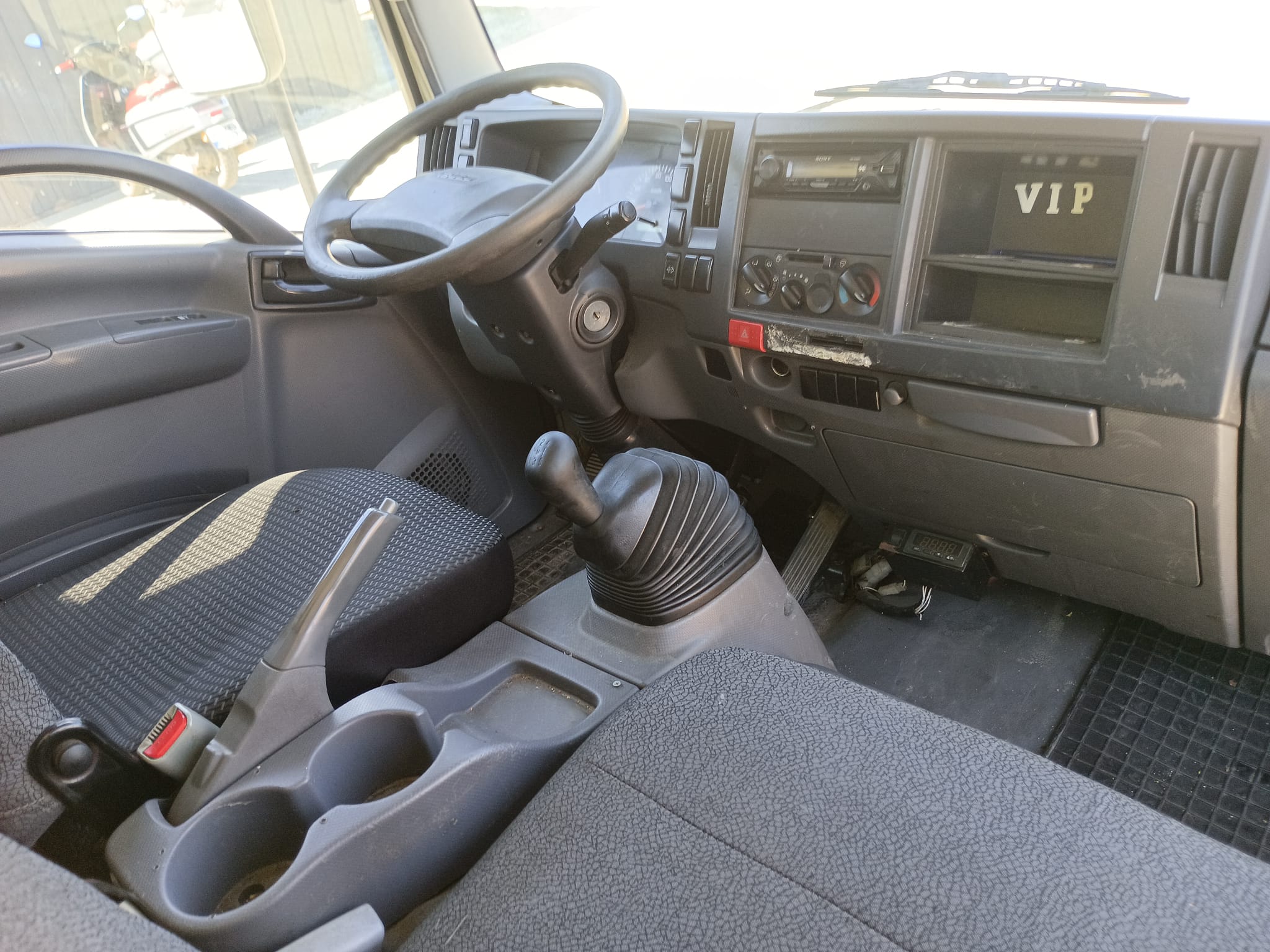 ISUZU N-WIDE 18